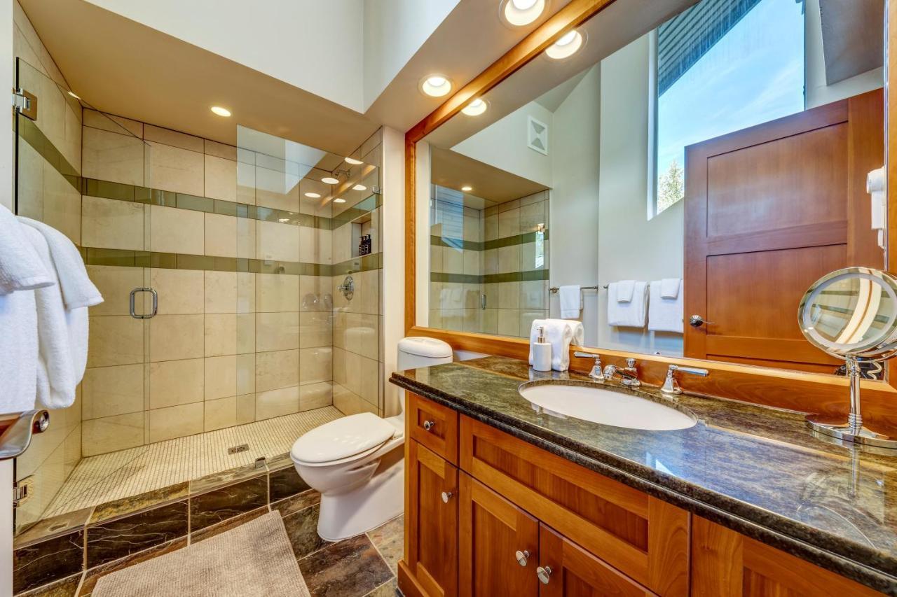 Snowy Creek 14 Villa Whistler Ngoại thất bức ảnh